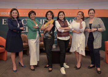 Mujeres en el poder se reúnen en la UDLAP