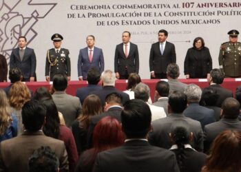 Conmemoran 107 aniversario de la promulgación de la Constitución Mexicana
