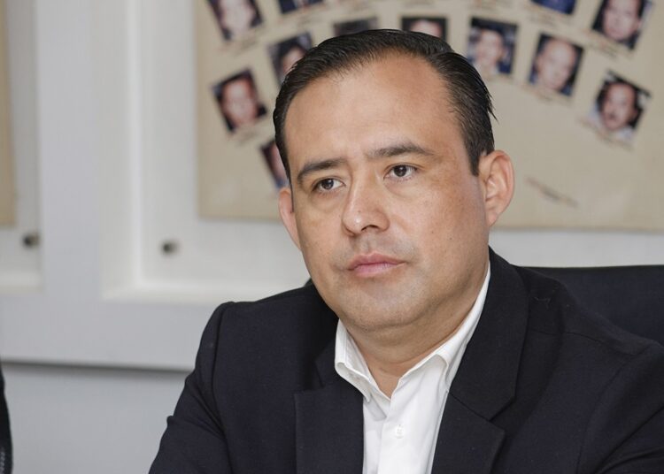 Eduardo Castillo presentará licencia para competir por diputación de Izúcar