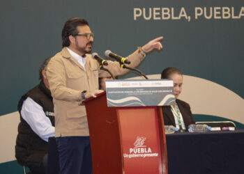 Un modelo de atención médica integral, con capacidad preventiva y hospitalaria: Zoé Robledo