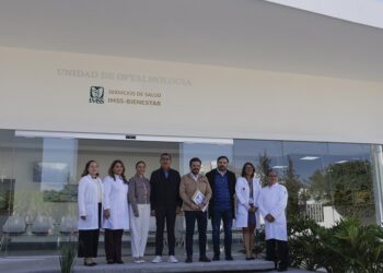 Céspedes y Robledo inauguran Unidad de Oftalmología