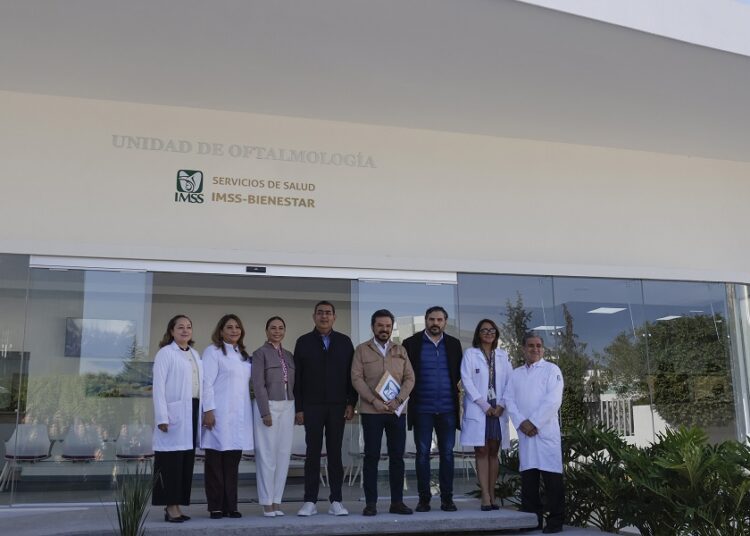 Céspedes y Robledo inauguran Unidad de Oftalmología