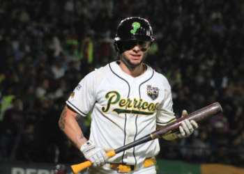 Danny Ortiz seguirá con los Pericos de Puebla