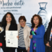 Estudiante con discapacidad auditiva se titula de Diseño Gráfico