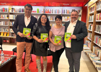 Presentan el libro Mirada Universitaria en Educación para el Desarrollo Sostenible