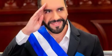 Desmantelar la democracia, el camino de Bukele