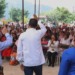 «Mejor servicio de salud» asegura Lalo Rivera en su gira por la Sierra Norte