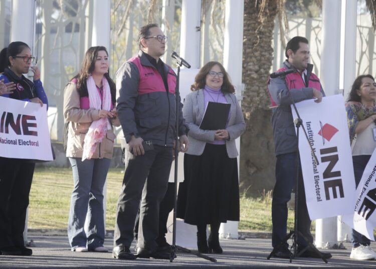 INE da banderazo de salida a supervisores y capacitadores