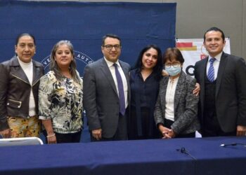 BUAP inspira vocaciones científicas en las jóvenes