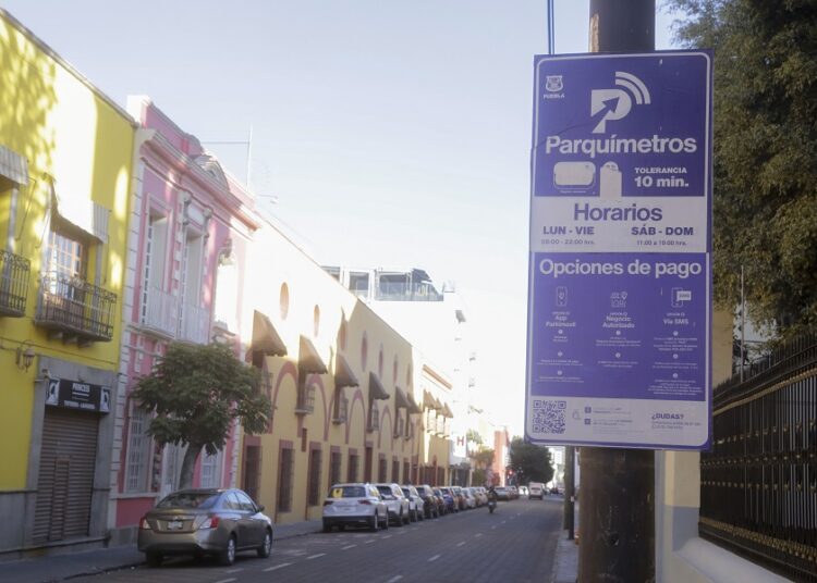 Ayuntamiento podría implementar pase turístico para uso de parquímetros