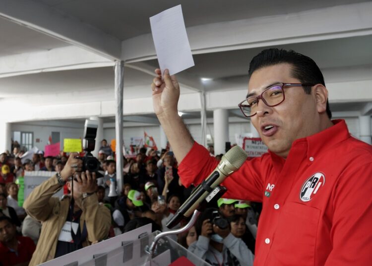 Candidatura al Senado no fue ‘agandalle’: Néstor Camarillo