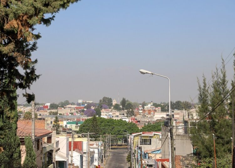 Ceniza, automóviles e incendios forestales provocan mala calidad del aire
