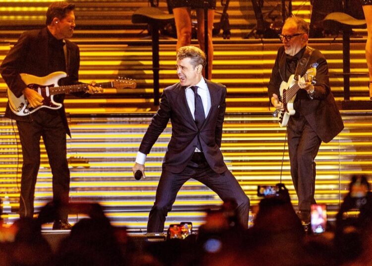 Posponen concierto de Luis Miguel en Argentina por condiciones meteorológicas