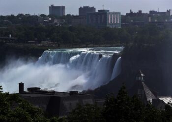 Canadá se prepara para emergencias durante el eclipse total