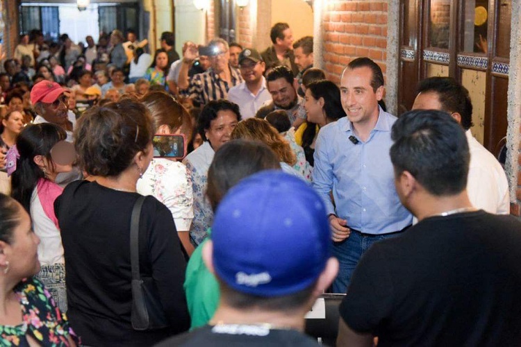 Panistas respaldan proyecto de Mario Riestra