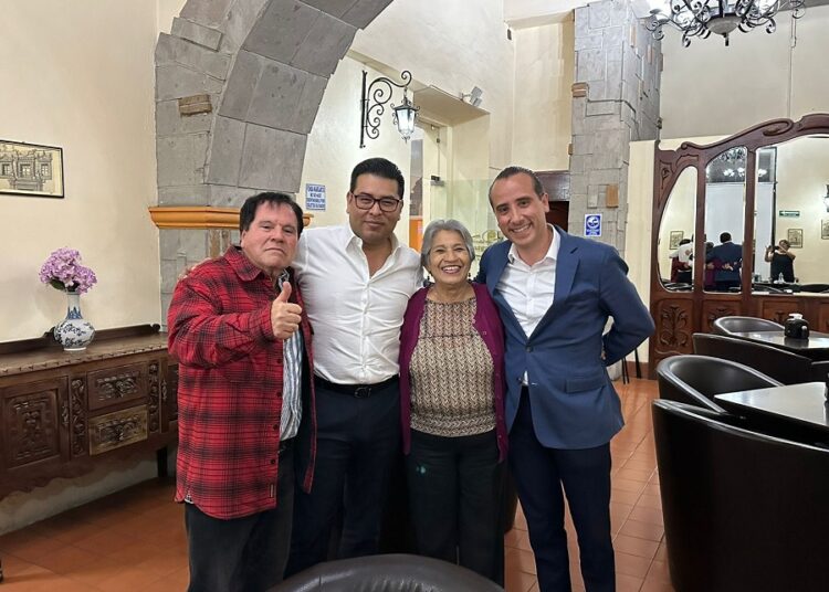 Soraya Córdova hará equipo con Mario Riestra