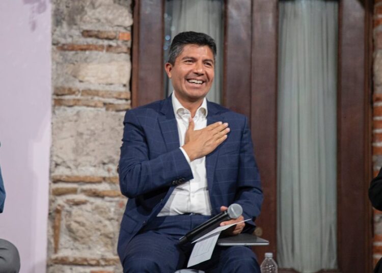Lalo Rivera participó en el foro ‘Un gobierno de coalición’