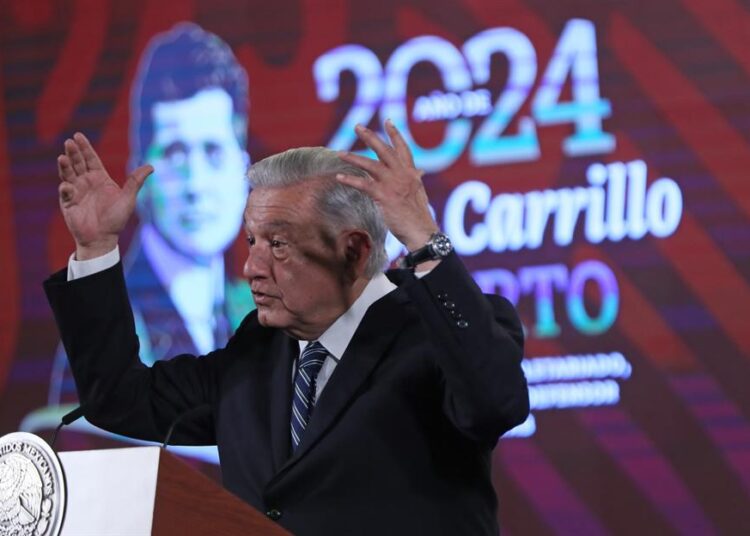 México no aceptará deportaciones del Gobierno de Texas: AMLO