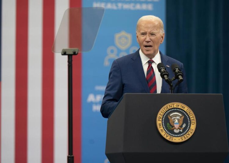 Obama y Clinton apoyan a Biden en acto electoral en NY