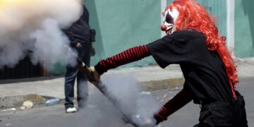Denuncian lucro y extorsión en espectáculo de huehues de San Baltazar Campeche