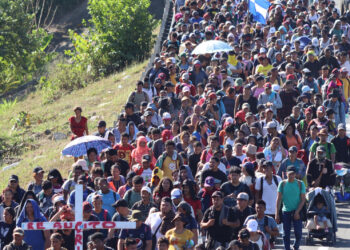 Migrantes rechazan apoyo de México para ser deportados