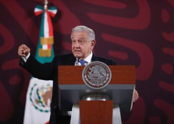 AMLO confirma 2 desaparecidos en derrumbe de puente en Baltimore