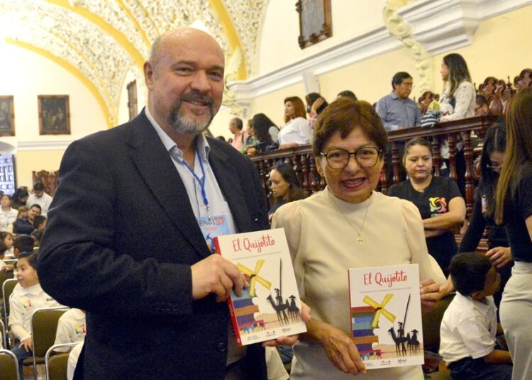 Lilia Cedillo presenta libro El Quijotito dentro de la Fenali