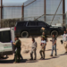 Supremo de EUA prohíbe ley de Texas que permite a policías detener y expulsar migrantes
