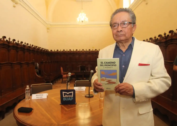 Jaime Alcántara, escritor y político