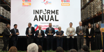 BAMX Puebla celebra recaudación de 2 millones de frijol y arroz