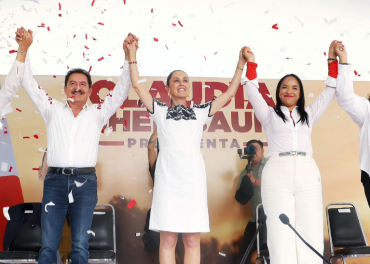 Mier acompaña a Sheinbaum en Puebla