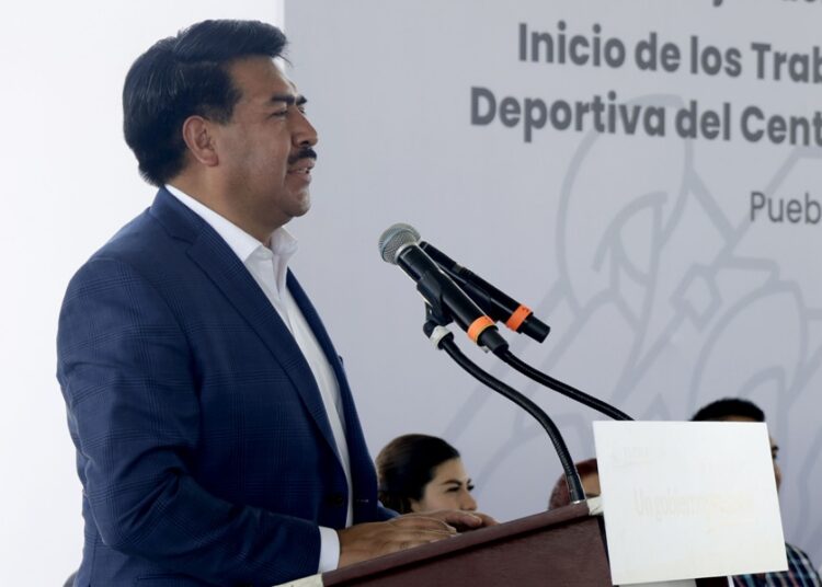 Javier Aquino garantiza que sí habrá elecciones en Coyomeapan