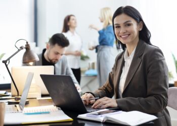 Contadoras hablan sobre el papel de la mujer en su profesión frente a la innovación y la digitalización
