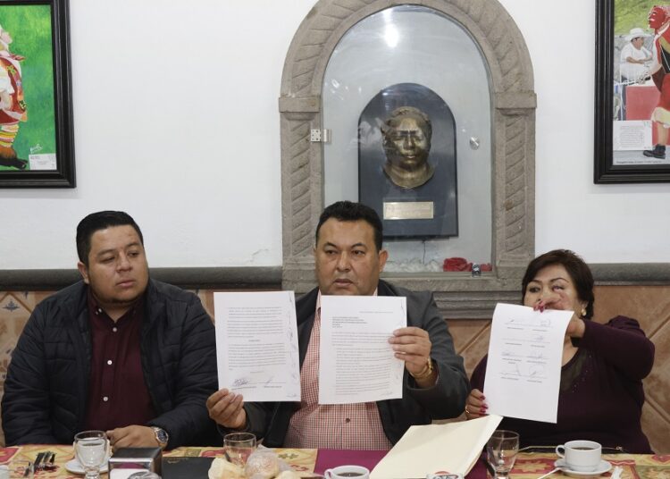 Aspirantes de Morena a alcaldía de Tepeaca exigen respeto a encuesta