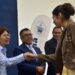 Lilia Cedillo entrega becas BBVA a jóvenes