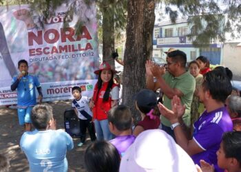 Nora Escamilla recorre el sur de la ciudad