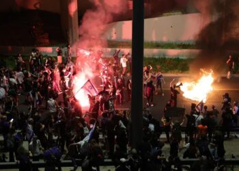 Más de 100 mil israelíes protestan en Jerusalén contra Netanyahu
