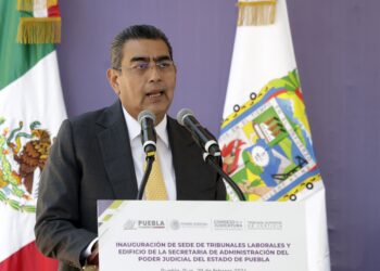 Reconoce Sergio Salomón la lucha de las mujeres