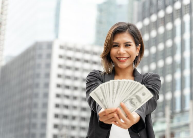 Mujeres tienen menos acceso a oportunidades financieras