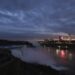 Las cataratas del Niágara viven como una fiesta la oscuridad del eclipse