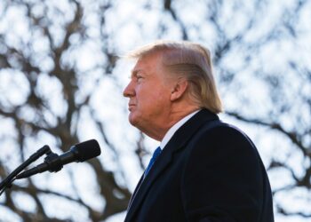 Trump descarta prohibición nacional del aborto