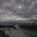 Las cataratas del Niágara viven como una fiesta la oscuridad del eclipse