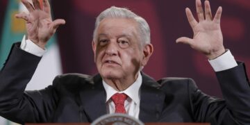 AMLO pide destitución de fiscal de Guanajuato por asesinato de candidata de Morena