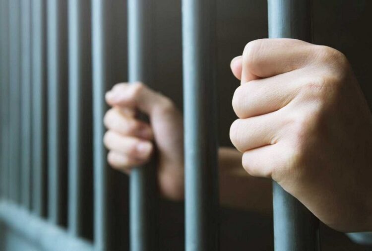 Condenan a mujer a 14 años de prisión por intento de homicidio