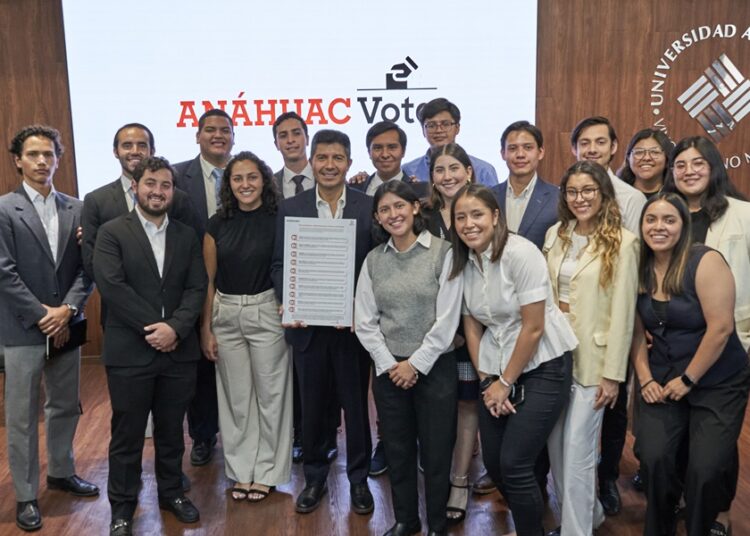 Estudiantes presentan decálogo con ERP en ‘Anáhuac Vota’