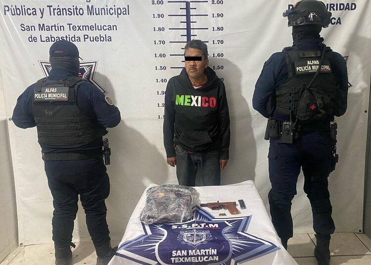 Detienen en Texmelucan a hombre por presunta portación de arma de fuego