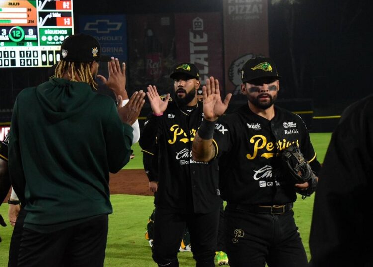 Pericos ganan primer juego contra El Águila de Veracruz