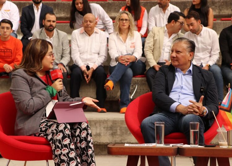 Lalo Rivera y Fernando Morales presentan propuestas en Ibero