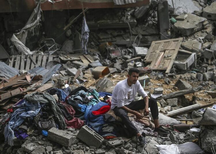 Israel guarda silencio tras ataque a Irán; muertos en Gaza superan los 34 mil