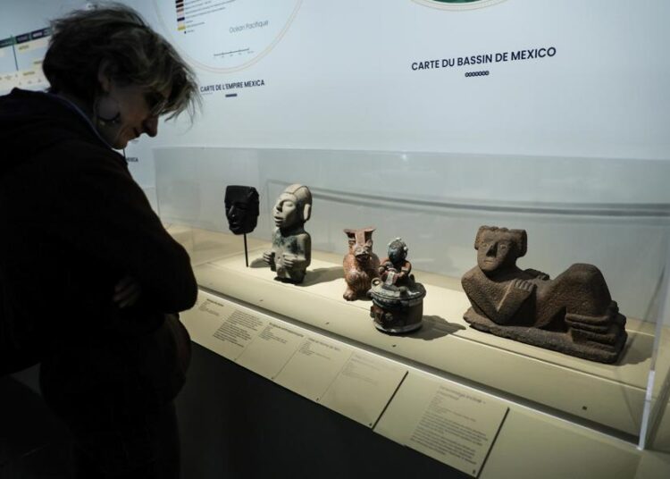 Realizan exposición sobre cultura mexica en Europa